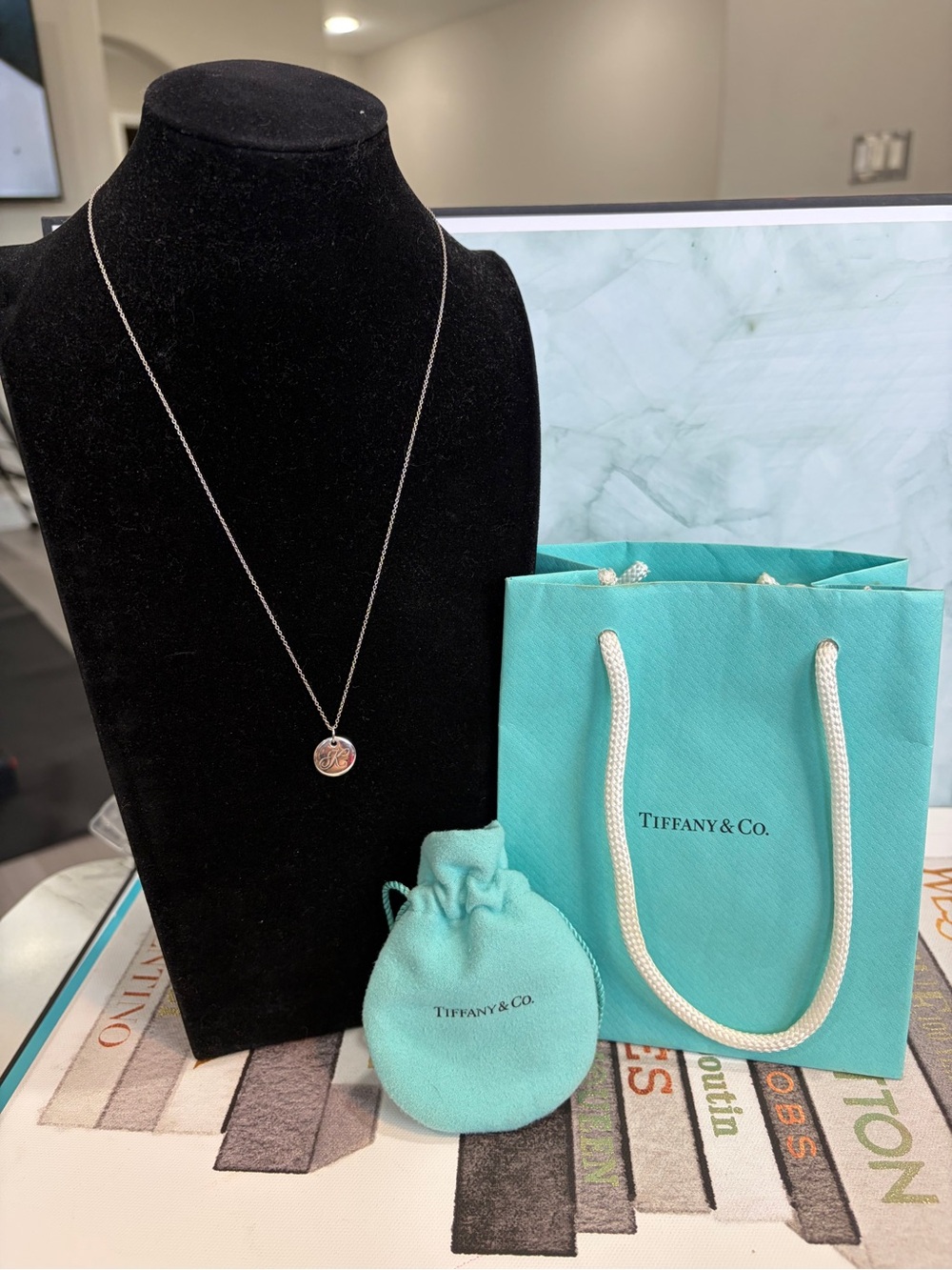 ✨ Tiffany & Co. Notes Letter "K" Round Disc Pendant Necklace 💕 - Picture 3 of 16